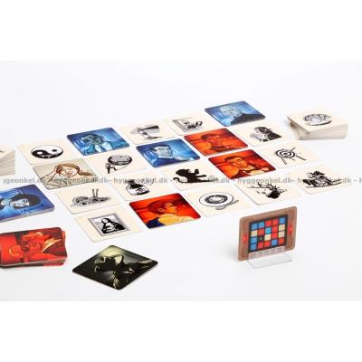 Billede af Codenames: Pictures - Engelsk